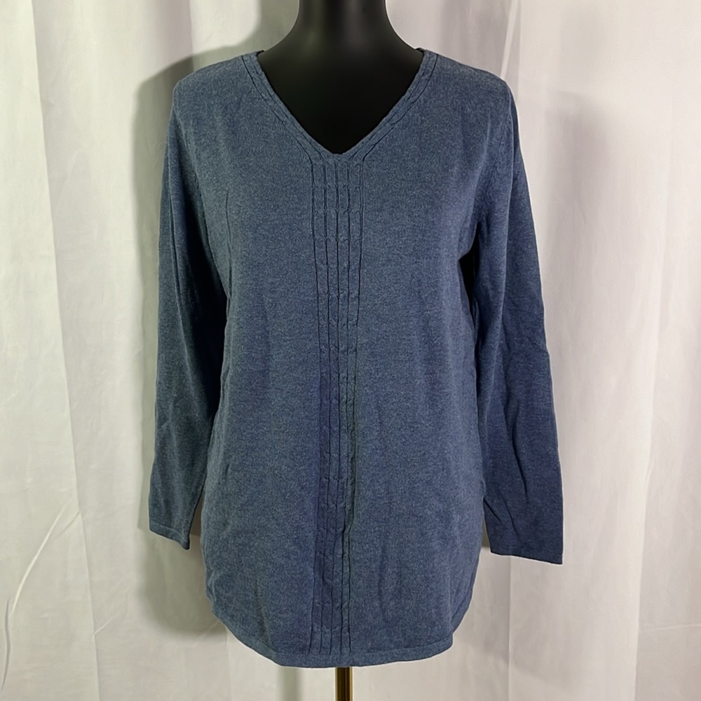 NWT Karen Scott Heather Indigo Blue Cable Knit Curved Hem V-Neck Sweater